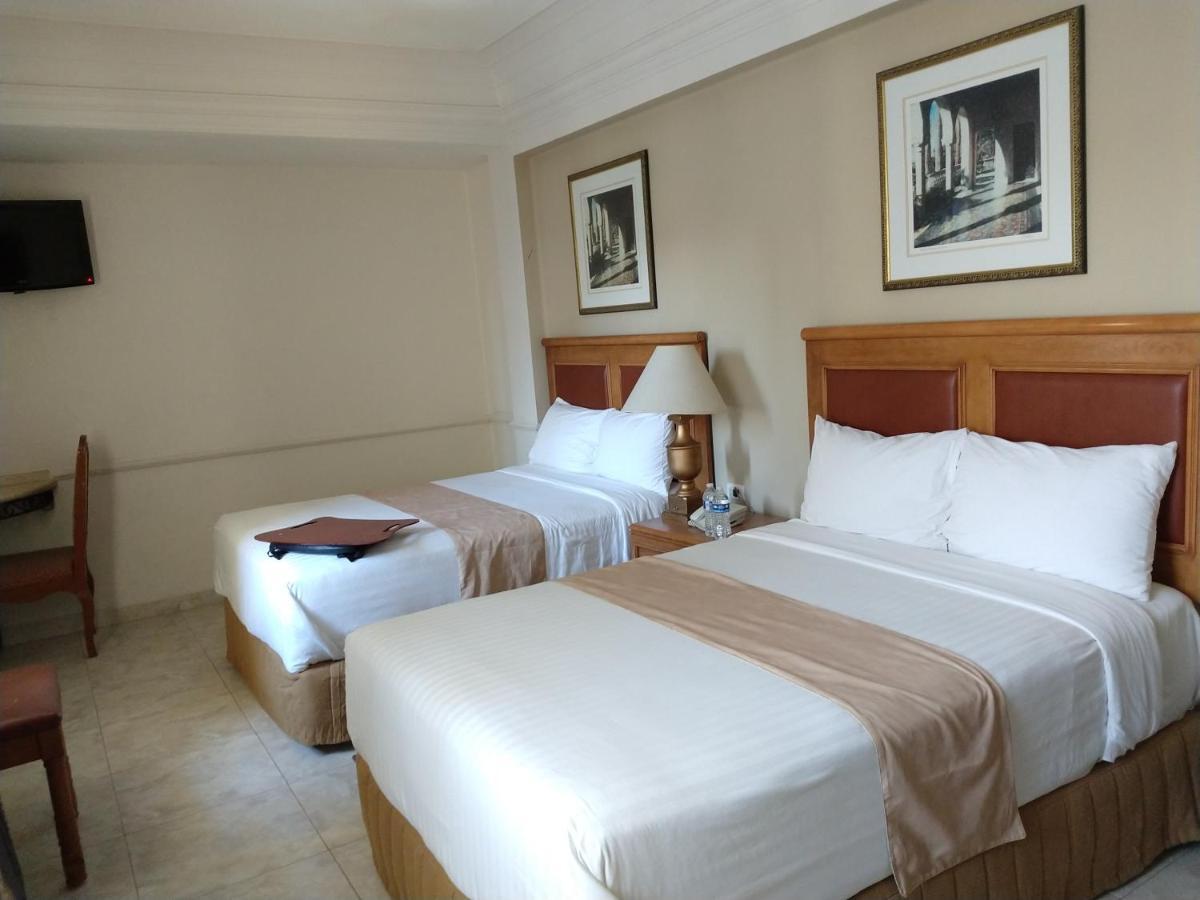Savoy Express Hotel Torreón Екстериор снимка