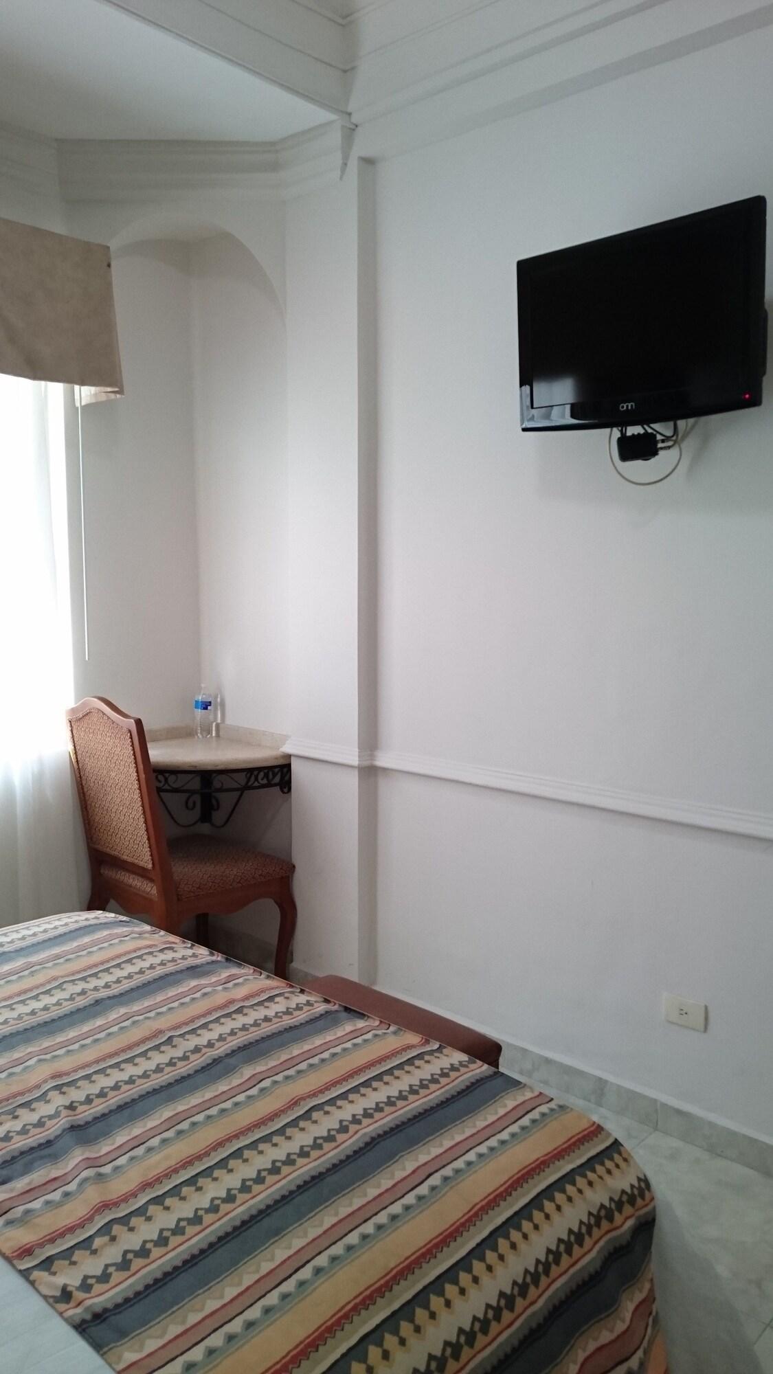 Savoy Express Hotel Torreón Екстериор снимка