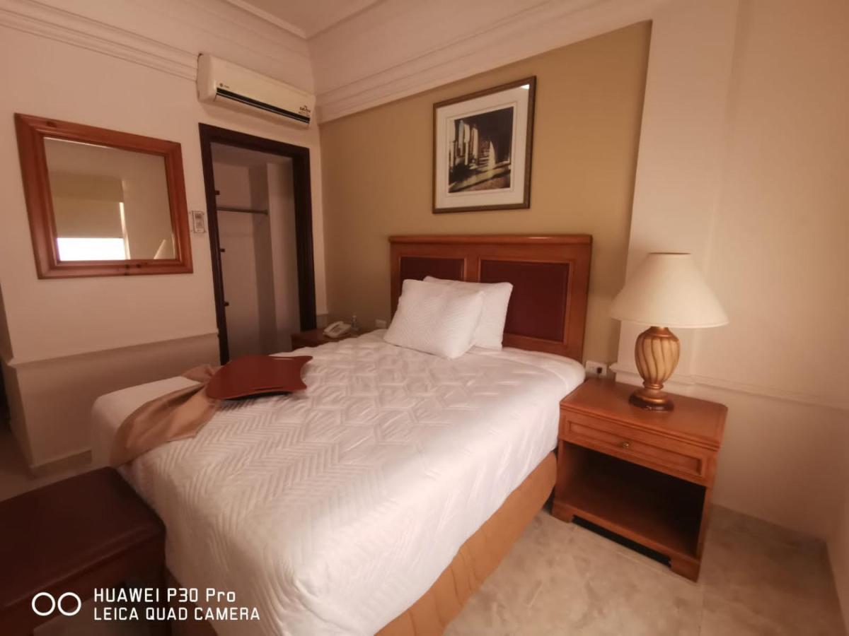 Savoy Express Hotel Torreón Екстериор снимка