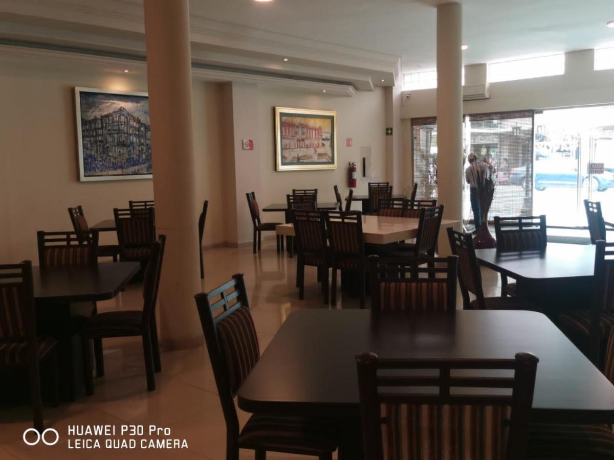 Savoy Express Hotel Torreón Екстериор снимка