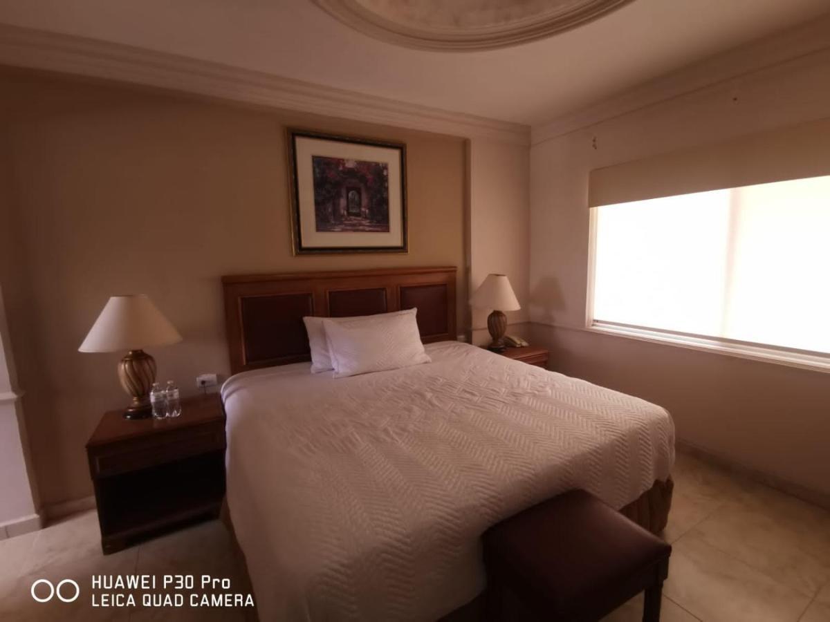 Savoy Express Hotel Torreón Екстериор снимка