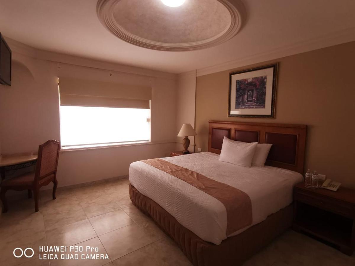 Savoy Express Hotel Torreón Екстериор снимка